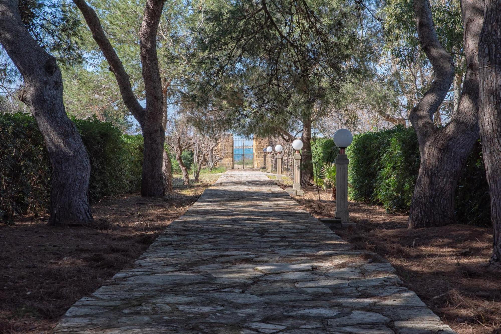 Villa La Tonnara Punta Prosciutto Esterno foto
